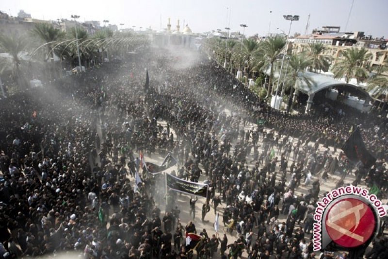 Belasan orang meninggal dalam ritual Asyura di Kerbala Irak