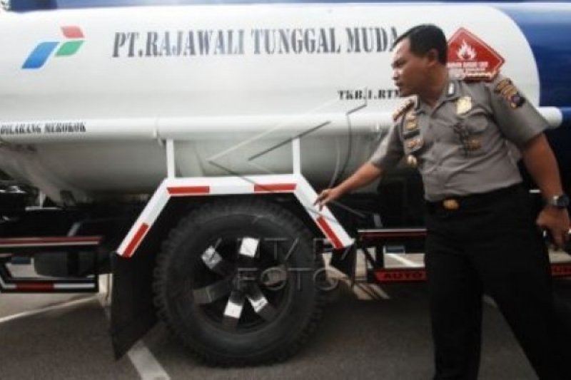 TAHAN TRUK SOLAR