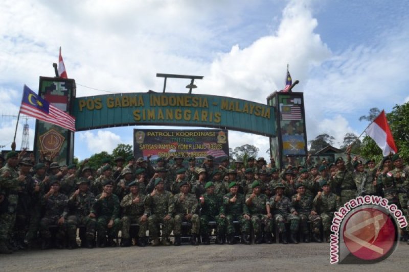 Patroli patok perbatasan Indonesia-Malaysia