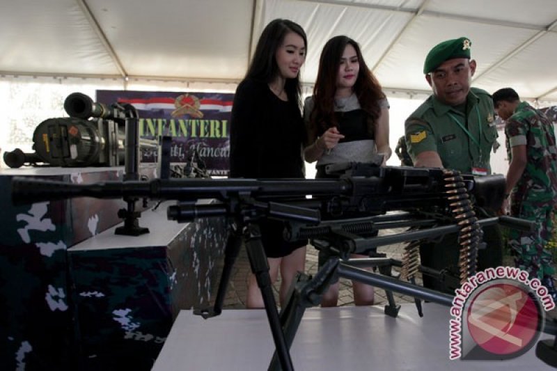 Pameran Alutsista TNI AD