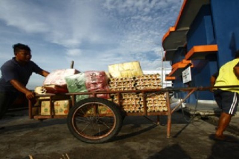 Perniagaan Antar Pulau/Joko Sulistyo