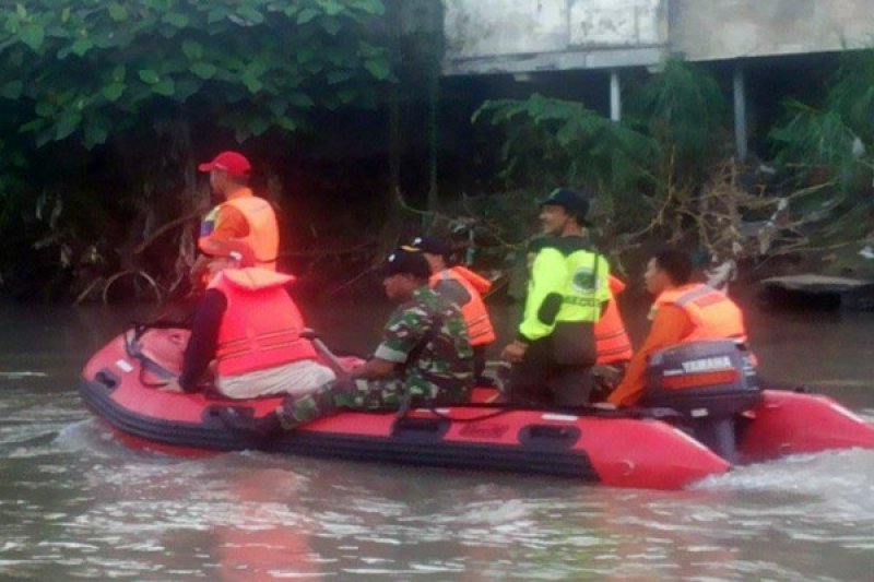 Sisir DAS Tondano sambil sapa  warga