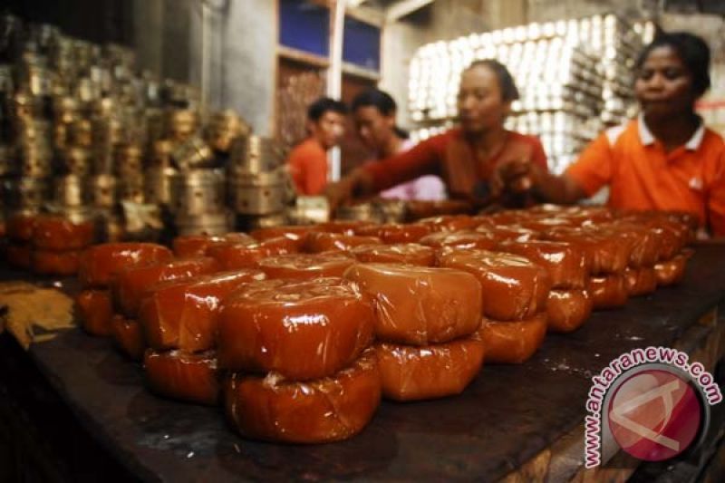 Lonjakan Pesanan Kue Keranjang