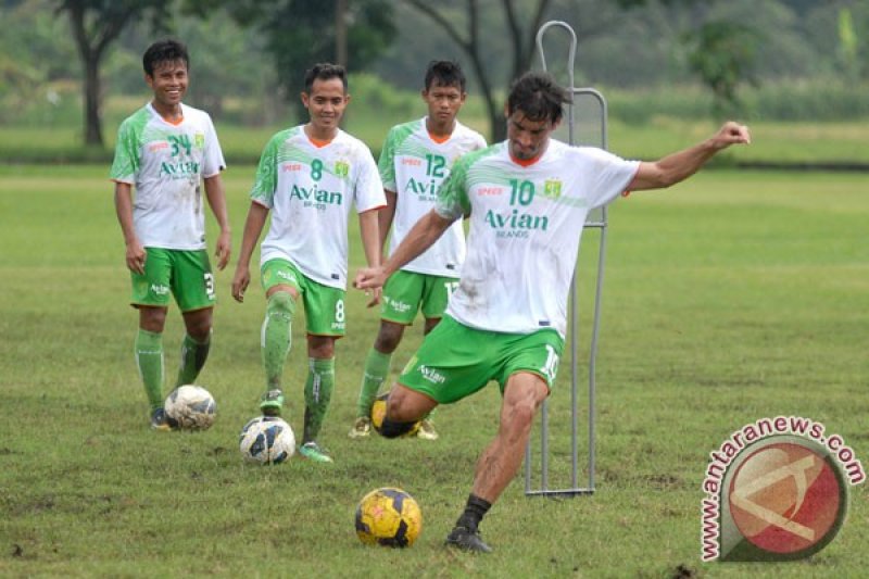 Fakta gaji pemain sepak bola lokal Indonesia: Cuma puluhan juta rupiah