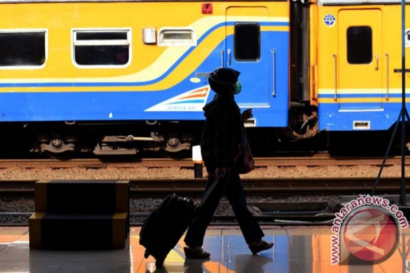 Penumpang kereta keluhkan kenaikan harga tiket Bogor-Sukabumi 