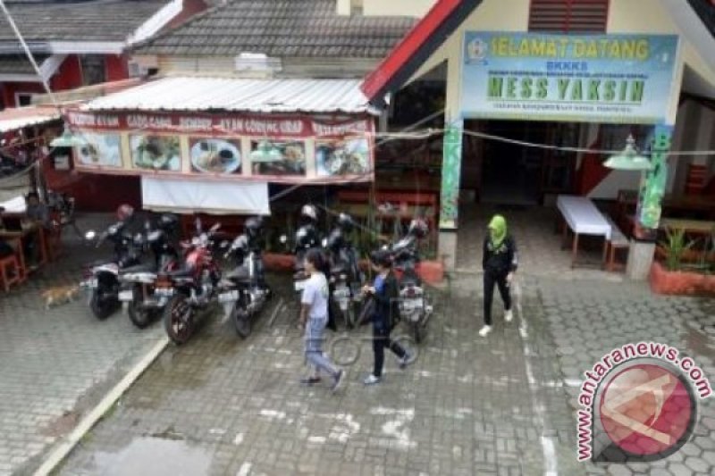 KANTOR PEMERINTAH JADI RESTORAN