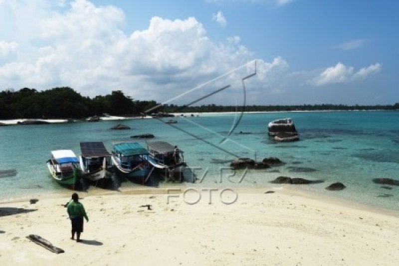 KAWASAN EKONOMI KHUSUS PARIWISATA