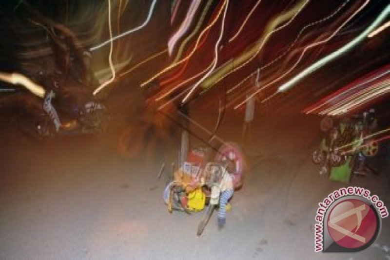 TOPENG MONYET MAKASSAR