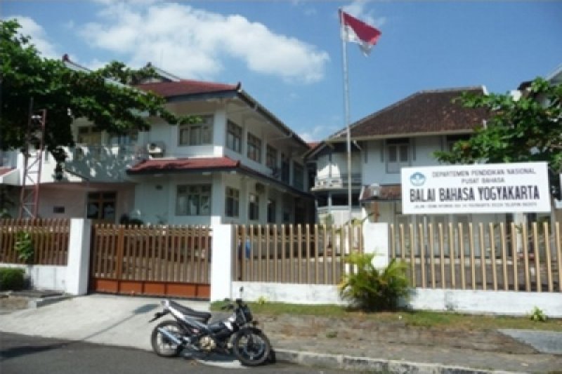 Balai Bahasa gelar Lesehan bahasa dan sastra - ANTARA News Yogyakarta