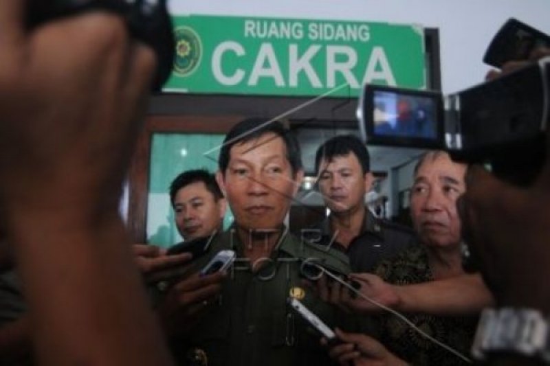 WALI KOTA SAKSI KORUPSI GEDUNG OLAH RAGA