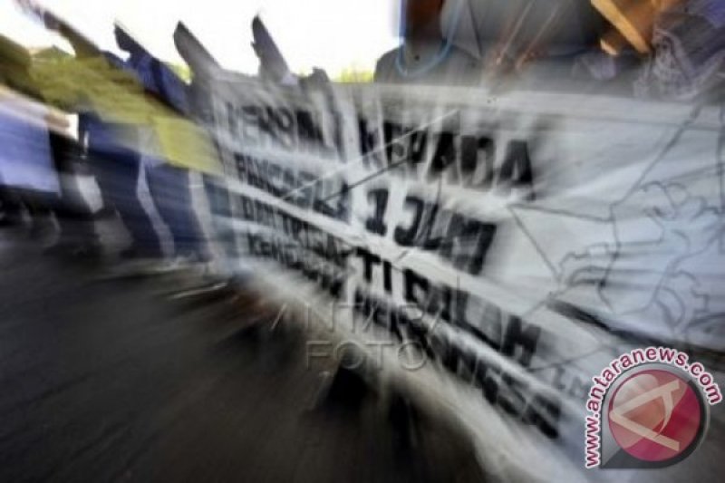 TUNTUT PENEGAKAN TRISAKSI PANCASILA