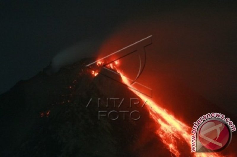 GUGURAN KUBAH LAVA SINABUNG