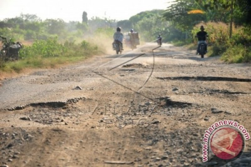 JALUR ALTERNATIF PEMUDIK RUSAK