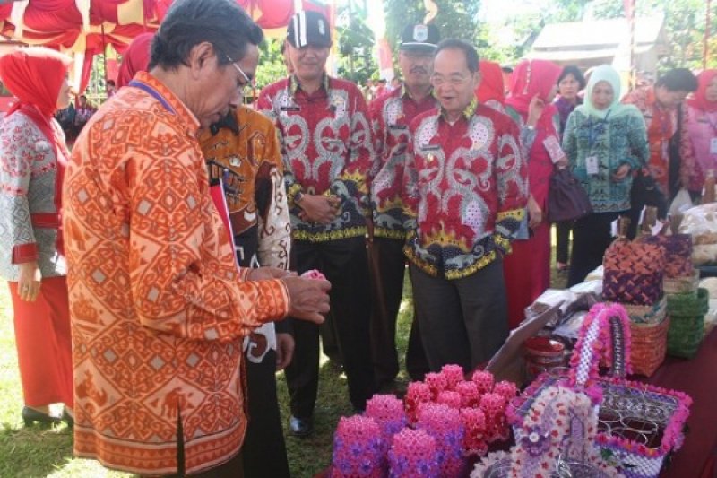 TINJAU STAN LOMBA PEKON