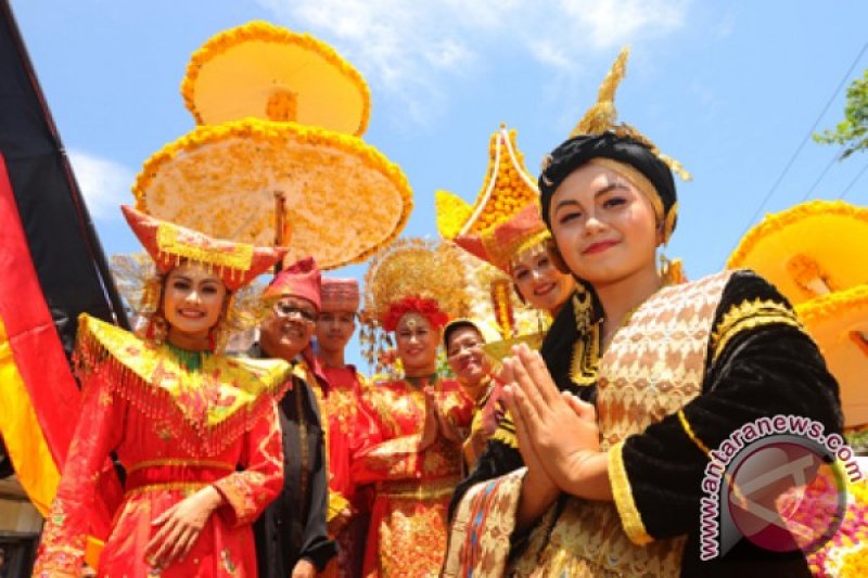 Festival Bunga Tomohon