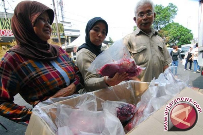  Pedagang Bakso Rela Beli Daging Berharga Mahal  