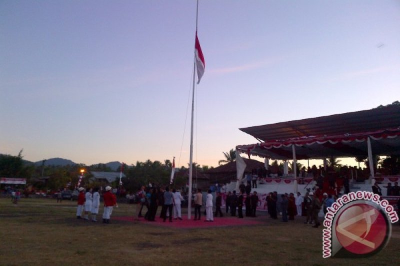 Insiden upacara penurunan bendera di Kabupaten Minahasa Tenggara