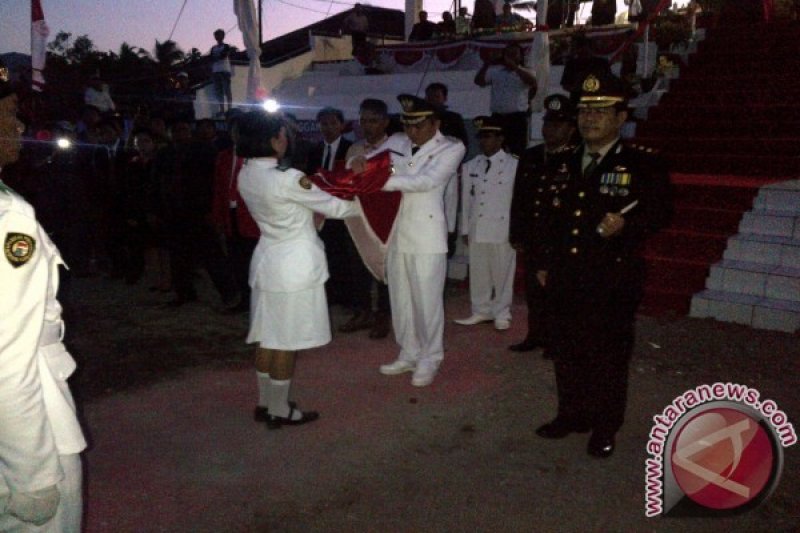 Insiden upacara penurunan bendera di Kabupaten Minahasa Tenggara