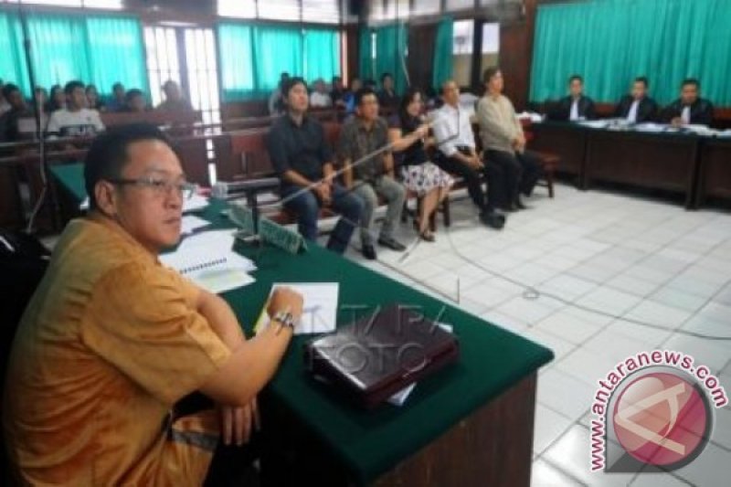 Sidang Korupsi APBD Tomohon