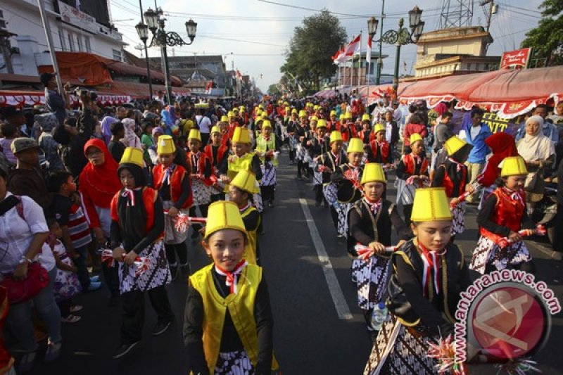 Pawai pembangunan