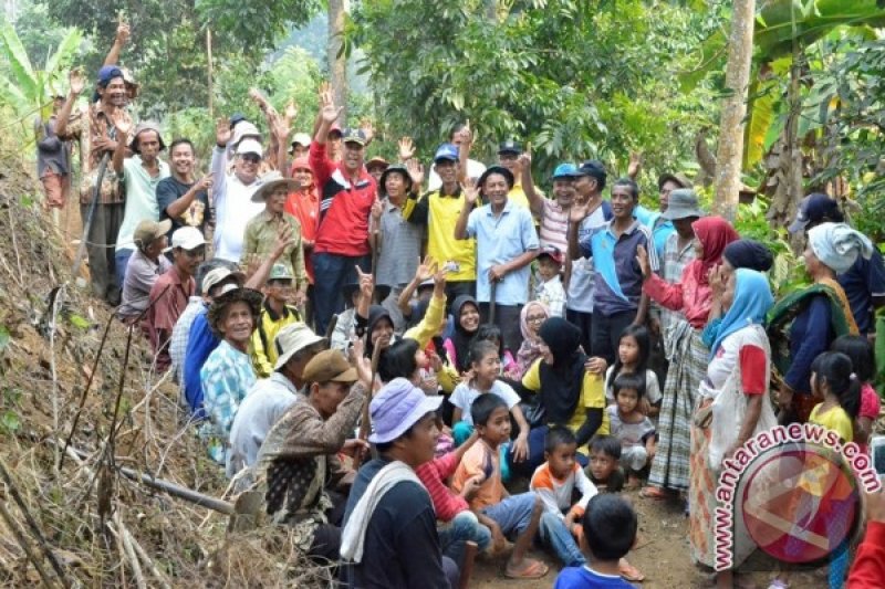 WARGA GORO BUKA JALAN PERTANIAN