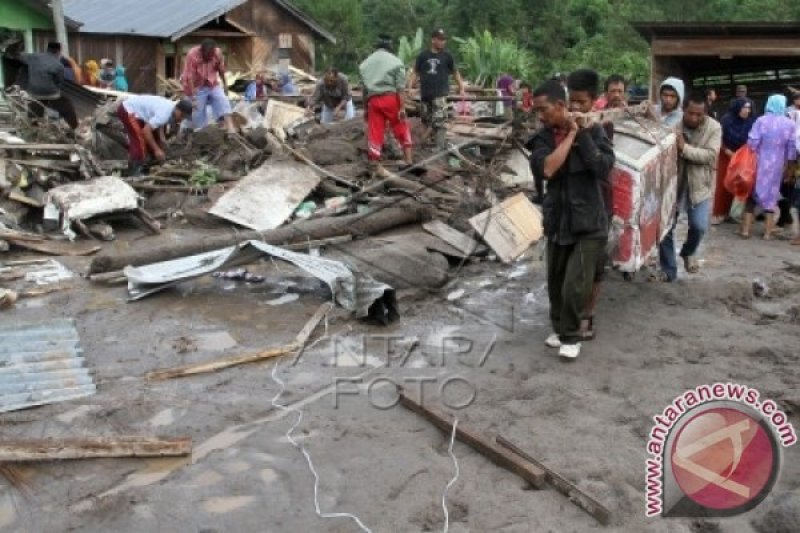 BANJIR BANDANG ACEH