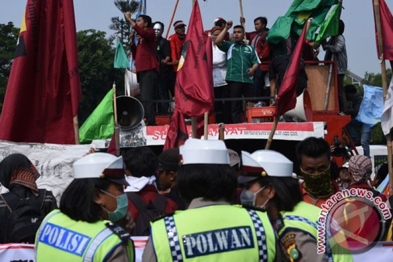 Demo Satu Tahun Jokowi