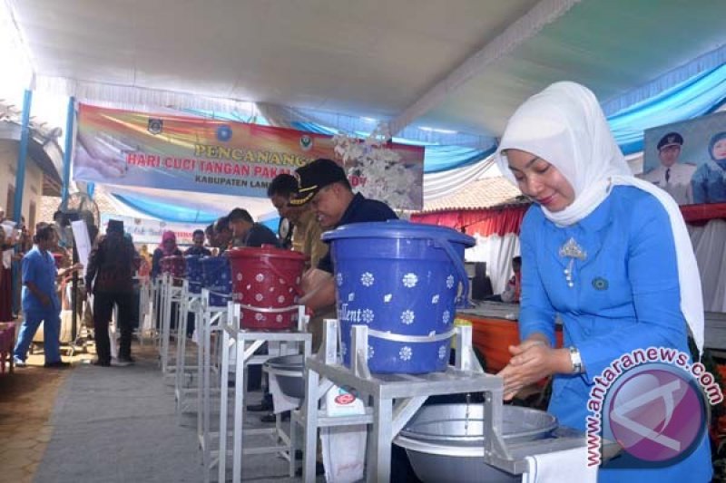 PERINGATI HARI CUCI TANGAN