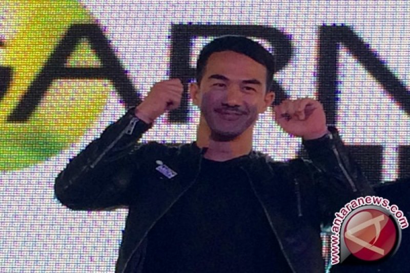 Joe Taslim Adu Peran dengan idola di Star Trek Beyond