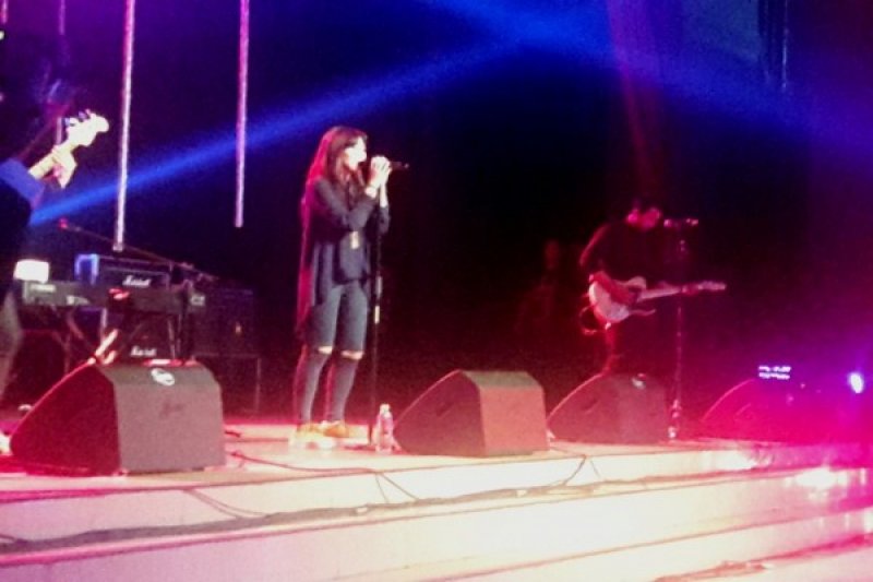 Isyana Sarasvati perkenalkan single barunya di Yogyakarta