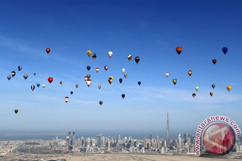 Taman Rekreasi Dalam Ruang Terbesar Di Dunia Ada Di Dubai Antara News<script async src=