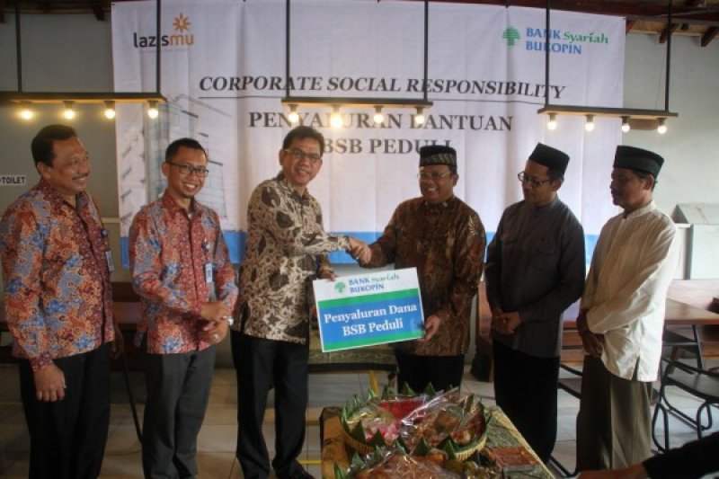 Pengayuh becak terima dana bantuan usaha BSB
