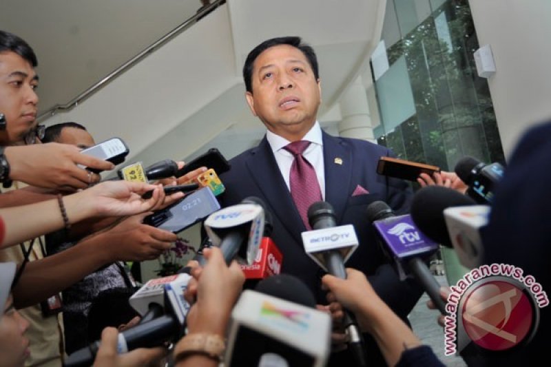 Setya Novanto Mundur Saat Istana Dikunjungi Pelawak