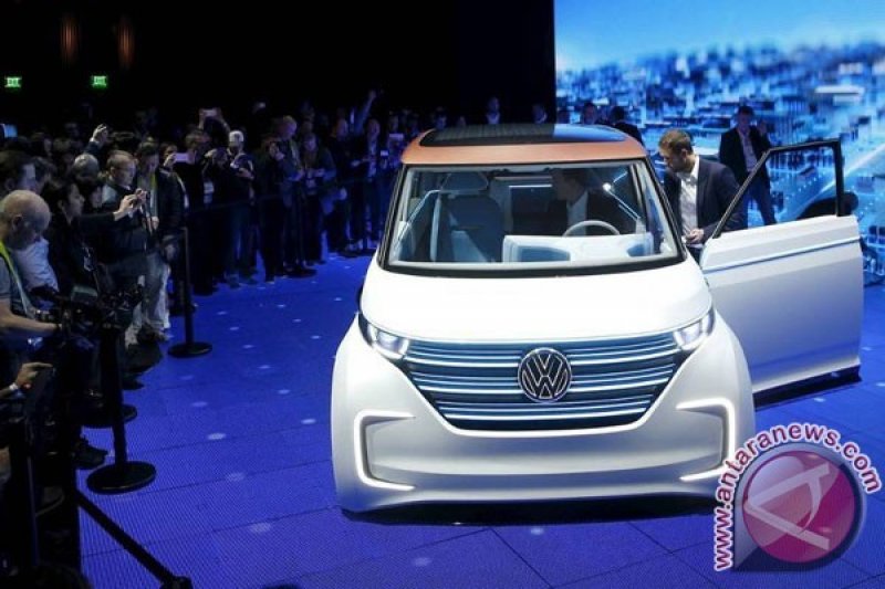  VW luncurkan minivan listrik pintar BUDD-e