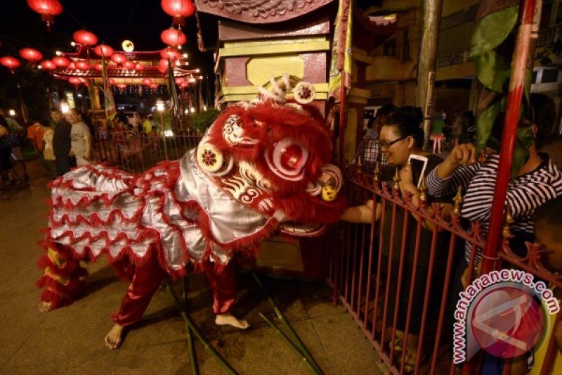 ATRAKSI BARONGSAI