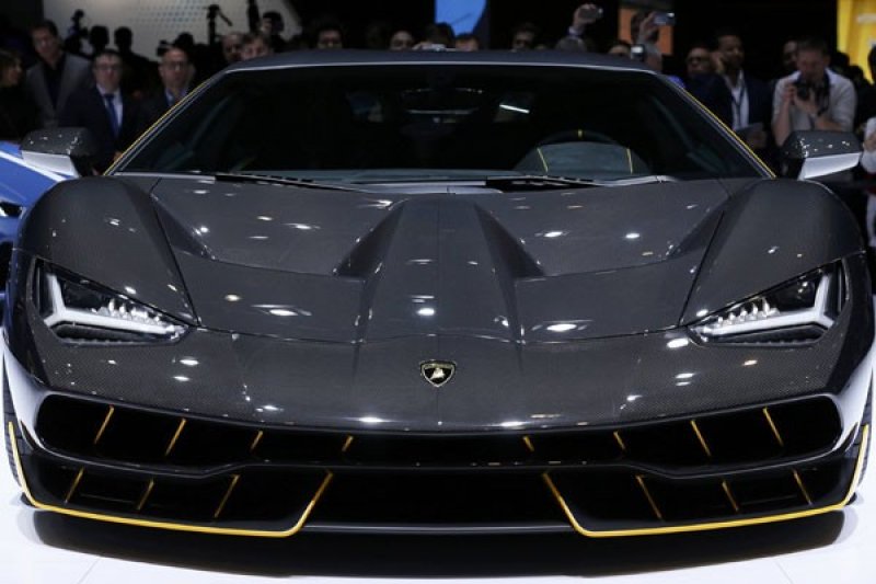 Lamborghini Centenario baru