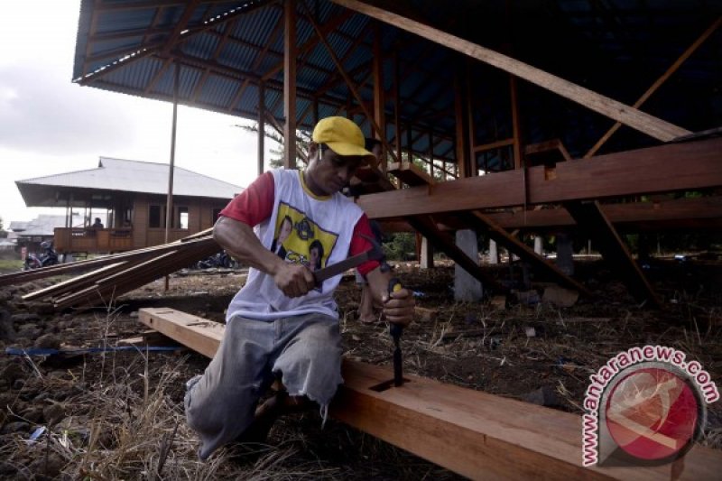 RUMAH PANGGUNG MINAHASA