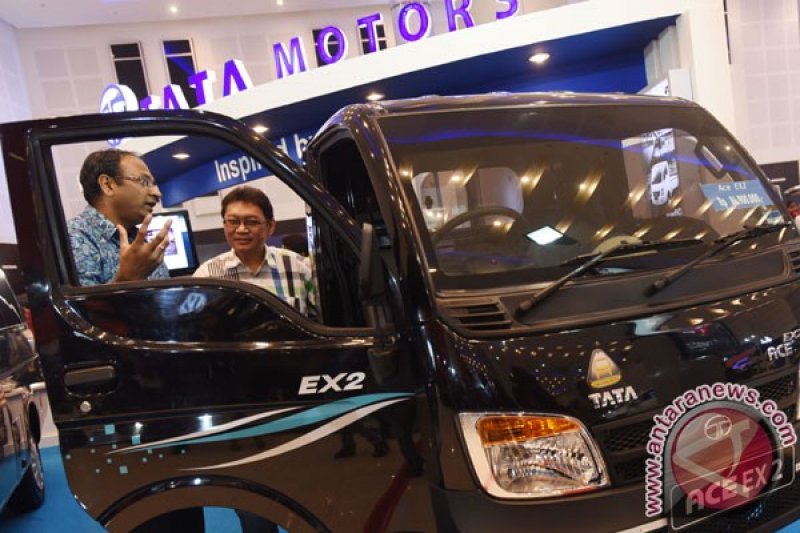 Tata Motor Di Surabaya Motor Show