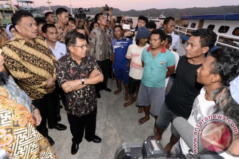 WAPRES TINJAU PELABUHAN PERIKANAN BITUNG