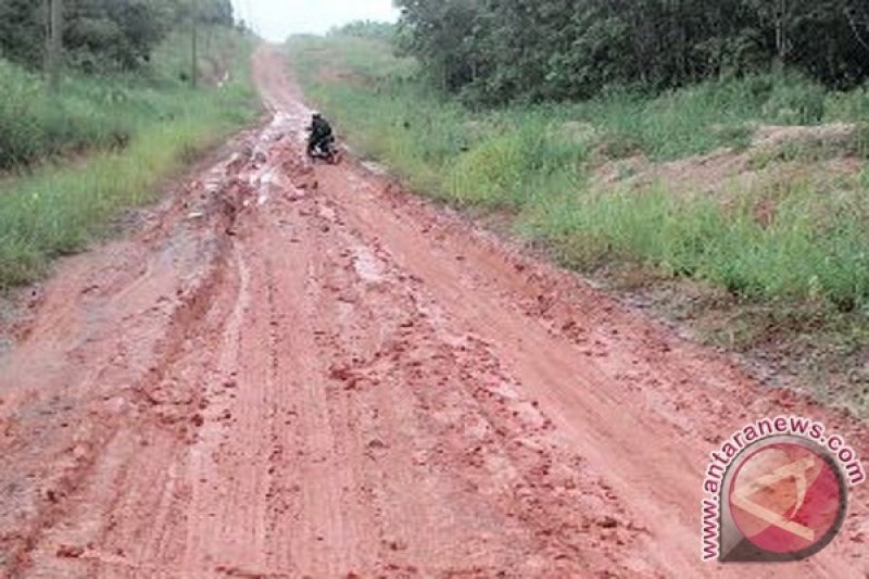 Kerusakan jalan di Mesuji makin parah