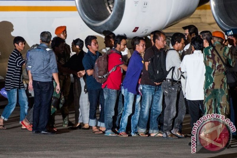 Korban sandera tiba di Jakarta