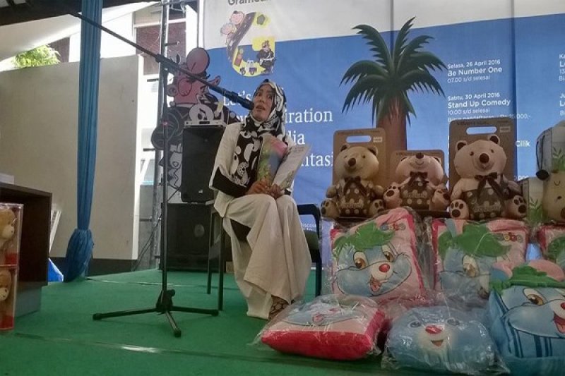 Komunitas Dongeng Dakocan Ajari Dongeng yang Efektif