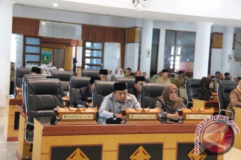 PARLEMENTARIA DPRD KOTA PADANG PANJANG