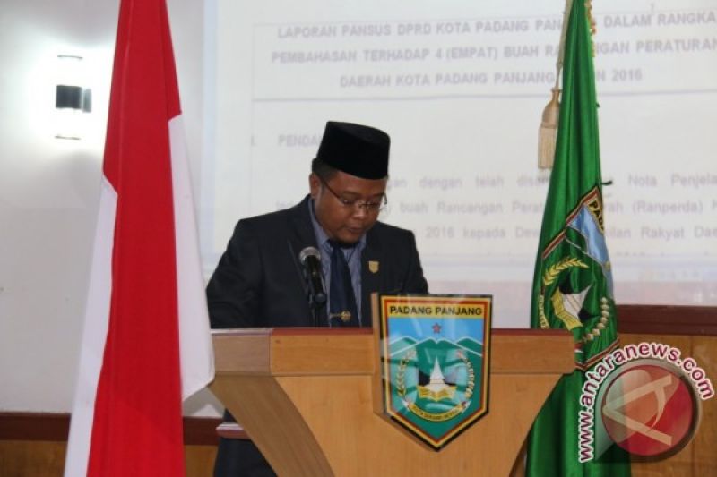 PARLEMENTARIA DPRD KOTA PADANG PANJANG