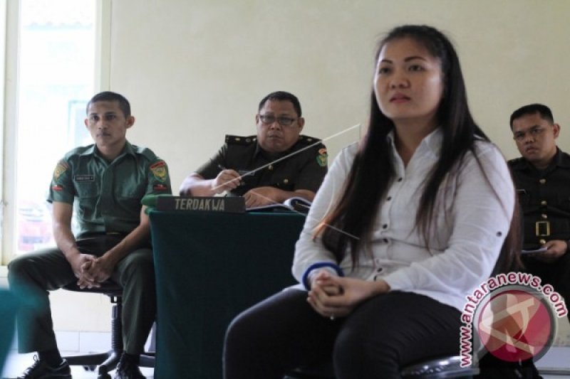 SIDANG MILITER TERDAKWA PEMBUNUHAN