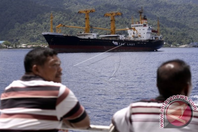 TRAYEK TOL LAUT KEPULAUAN TERDEPAN