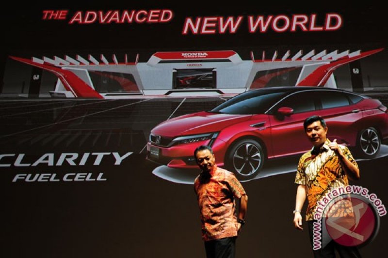 Perkenalkan Honda Clarity