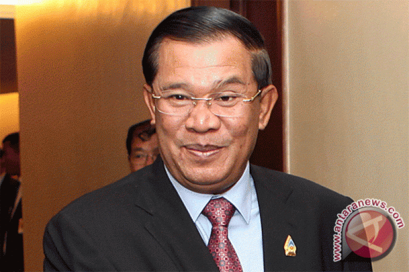Imbas pandemi, tahun depan tak ada kenaikan gaji PNS, militer dan polisi, kata PM Kamboja