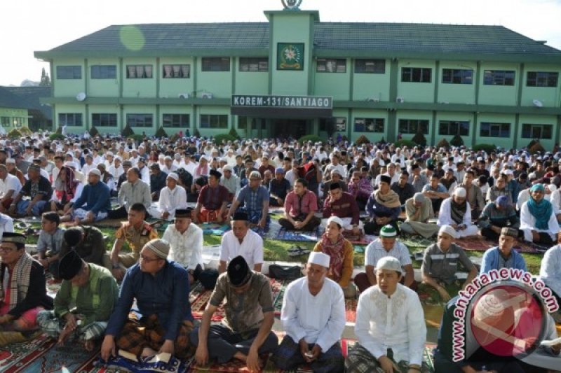 Sholat Idul Fitri di Makorem Santiago berlangsung khusuk