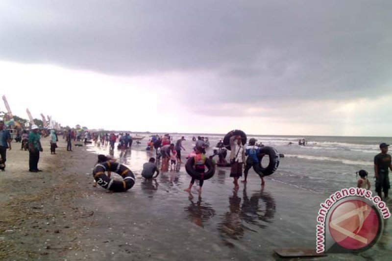 Pengunjung keluhkan Pantai Labuhan Maringgai tak aman